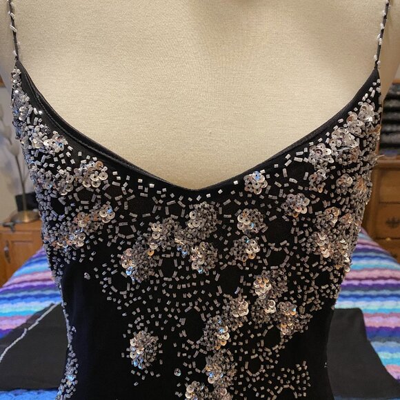 #37) Evening Gown: Siren’s Call - Picture 5 of 11